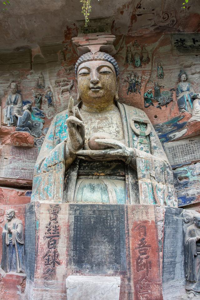 大足石刻中的華嚴三圣,是哪三尊造像