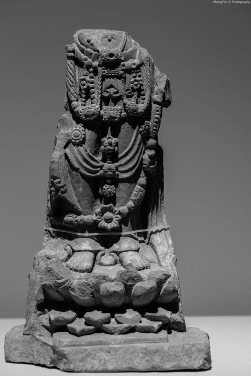 有時沉默,有時叫喊丨映世菩提 南北朝精品佛教造像展